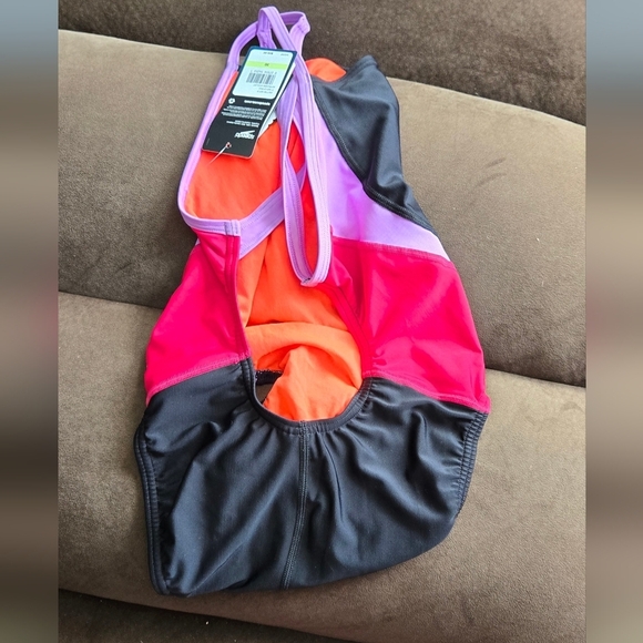 Speedo Women's Swimsuit One Piece #746 - Picture 4 of 10